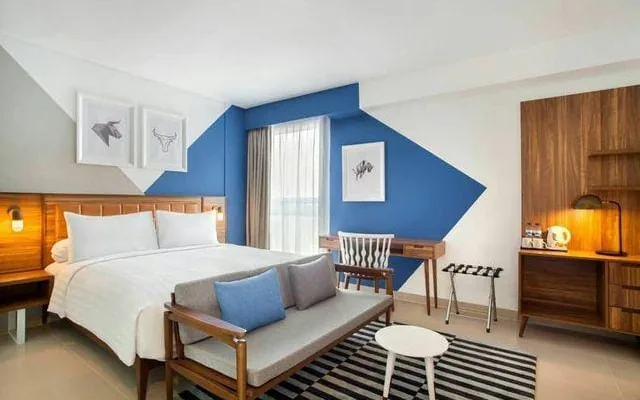 Room Detail